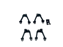 Load image into Gallery viewer, Hot Racing Axial Scx10 ll Blk Aluminum Front/Rear Adjustable Shock Towers #14122