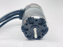 Load image into Gallery viewer, Hobbywing Xerun Axe Foc Brushless Esc (2-3s) W Axe 540L R2 2800Kv Motor #9276