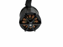 Load image into Gallery viewer, Dlux Stumpy Brushless 2200KV Outrunner Motor For 1/10 Scale Crawler #19175
