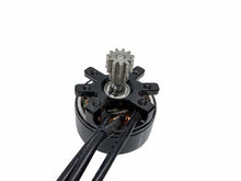 Load image into Gallery viewer, Holmes Hobbies Revolver V3 540 Snubnose Brushless Outrunner 2040KV Motor #18546
