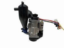Load image into Gallery viewer, New Traxxas 2.5 Nitro Engine W Ez Start, Filter, Pipe, &amp; T-Maxx Clutch #17706
