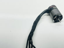 Load image into Gallery viewer, Hobbywing Xerun Axe Foc Brushless Esc (2-3s) W Axe 540L R2 2800Kv Motor #9276
