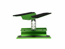 Load image into Gallery viewer, Green Aluminum 1/10 Scale Rc Car/Truck Stand Rc Part #18738
